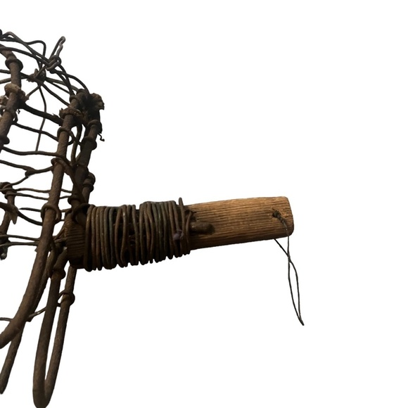 Old Handmade Apple Picking Tool with Gripping Lever - Picture 5 of 5